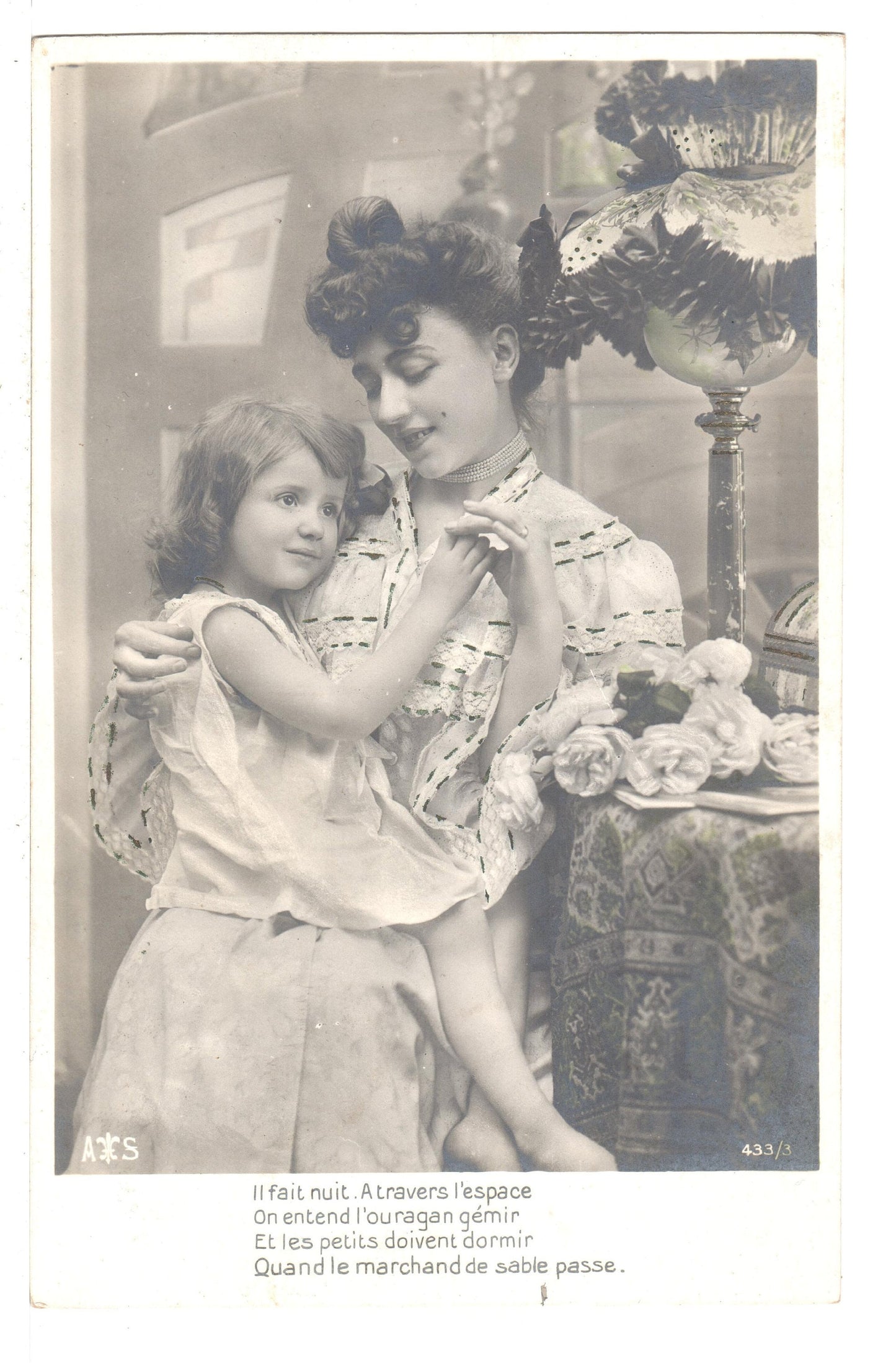 x 8 Authentic Vintage French Postcards - Handwritten Antique - Woman-Children - Edwardian-600dpi Scans - Out of Collection of more than 400 postcards